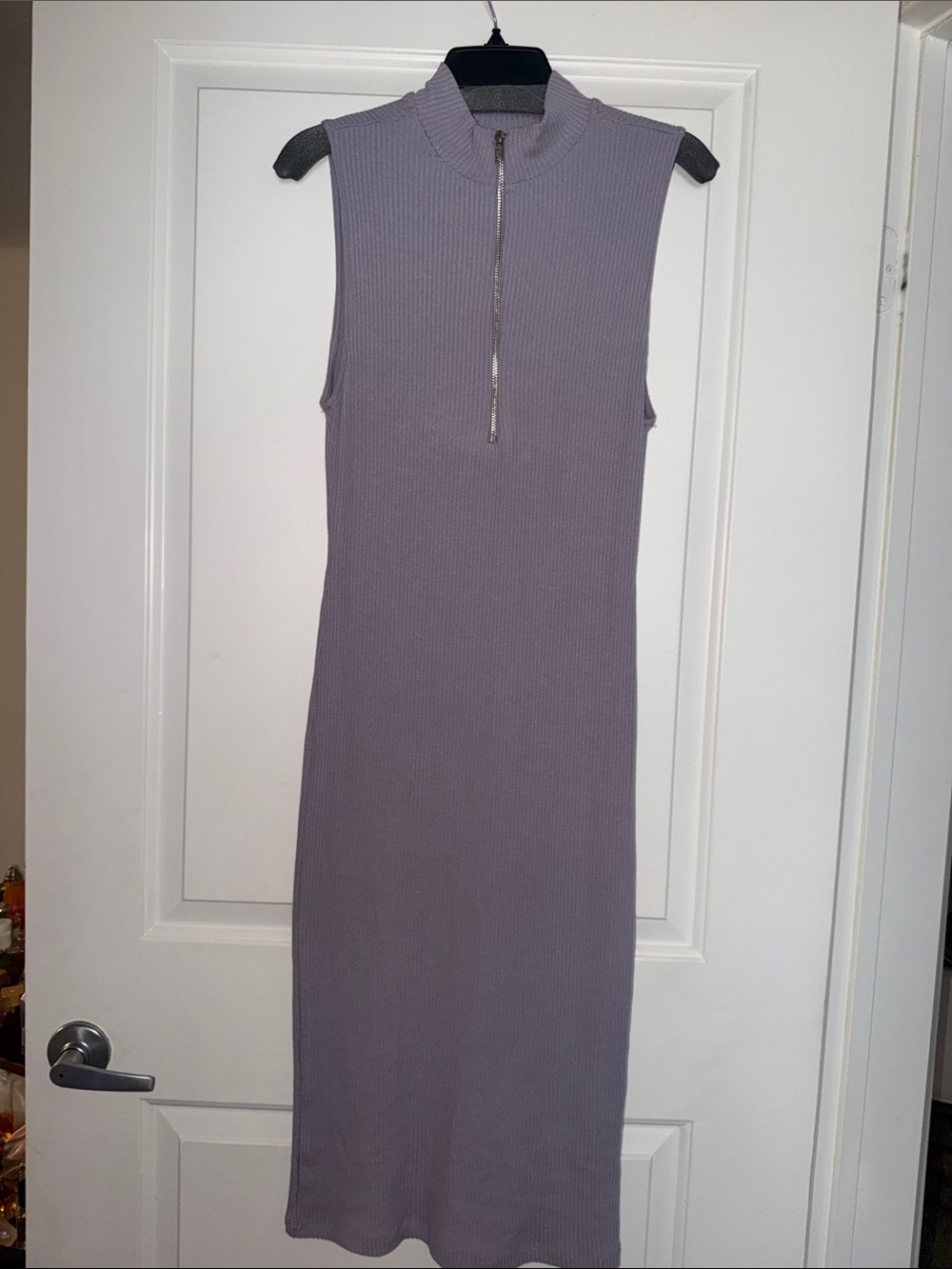 Zara Sleeveless Ribbed Zip-Front Midi Dress in Lavender Gray